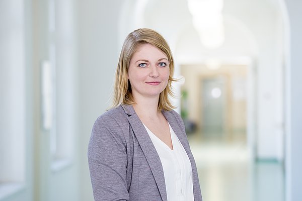Bild einer jungen Frau